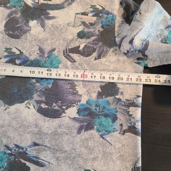 Star Wars On The Byas Sweatshirt Mens Large Gray Blue Crewneck Deathstar - Picture 4 of 7